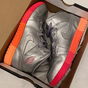 Nike Air Jordan 1 Mid 3Y Metallic Silver / Racer Pink Sunset w/ box